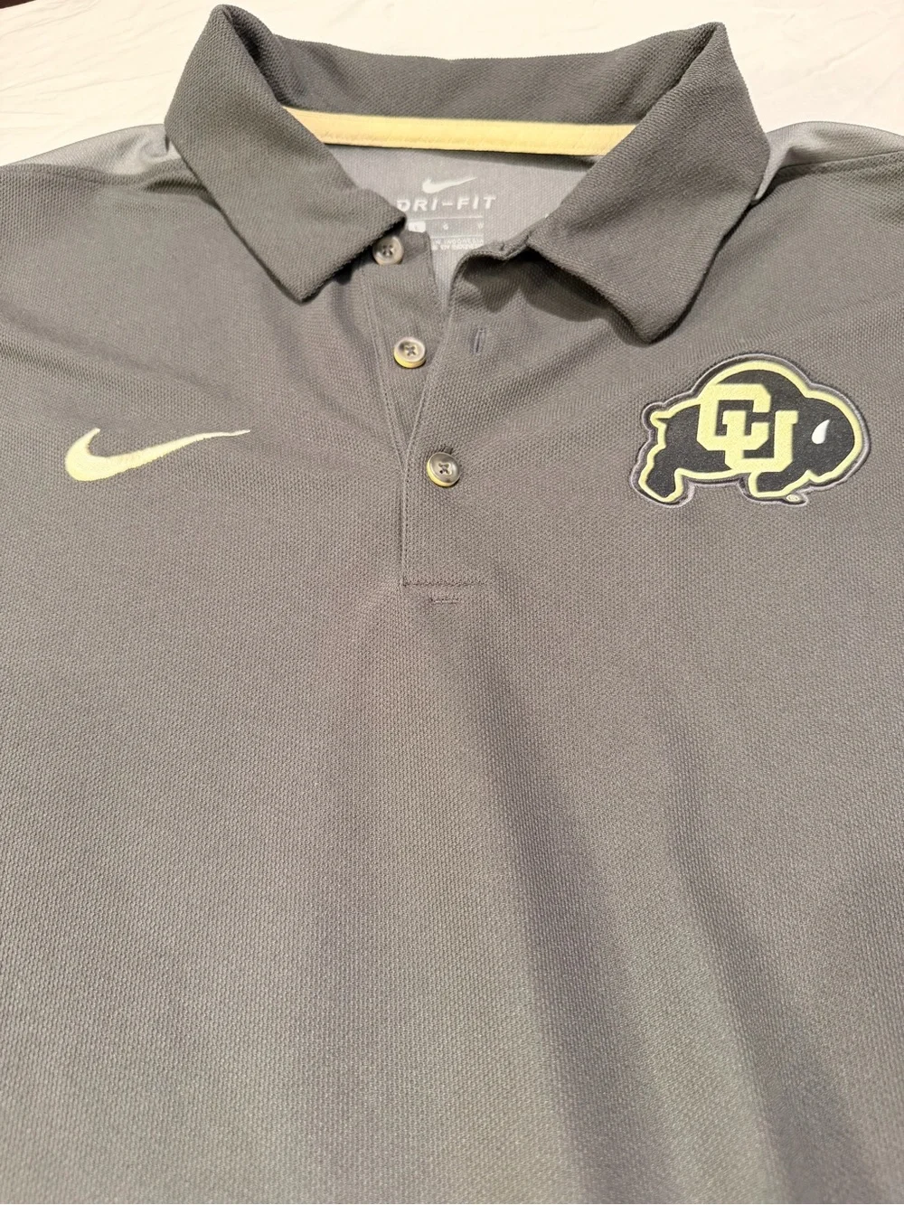 Nike Dri-FIT Colorado Buffaloes Polo- size L